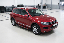 Volkswagen Touareg 2010–2018 Side steps Maya Red (2 stuks, aluminium) foto 1
