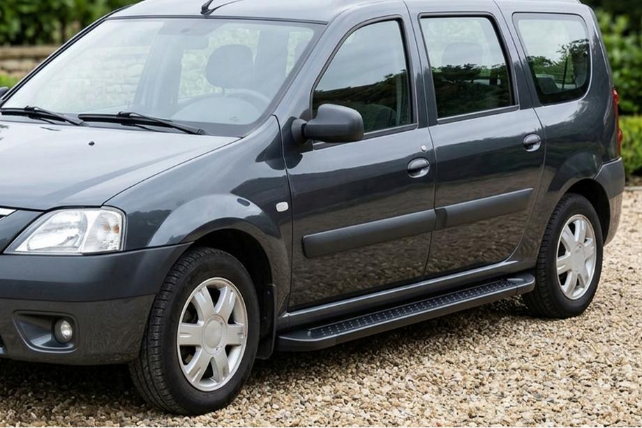 Lada Largus 2012– Allmond Black zijtreden (2 st., aluminium) Image