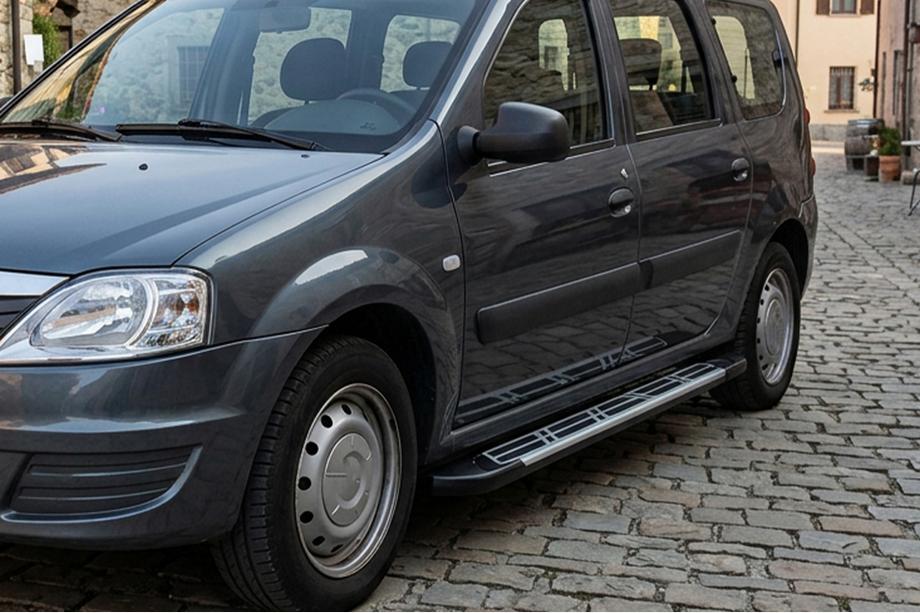 Lada Largus 2012– Sunrise side steps (2 stuks, aluminium) Image