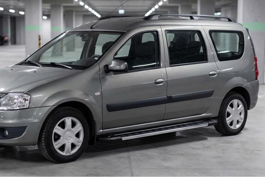 Lada Largus 2012– Side steps RedLine V1 (2 stuks, aluminium) Image