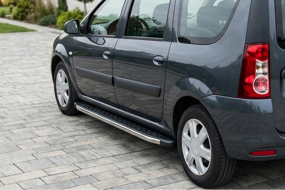 Lada Largus 2012– BlackLine side steps (2 stuks, aluminium) Image