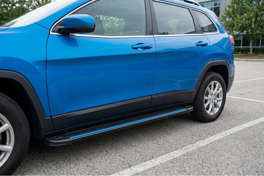Jeep Cherokee KL 2013– Maya Blue sidesteps (2 stuks, aluminium) Image