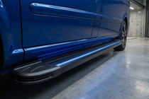 Mercedes Vito/V-klasse W447 2014– Zijtreden Maya Blue-Black (2 st., aluminium) Extra lang (ExtraLong) foto 1