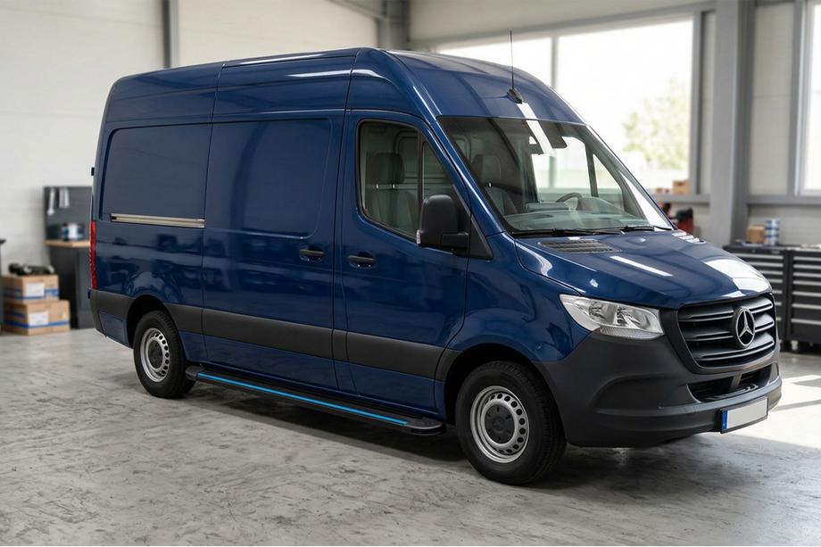 Mercedes Sprinter W907/W910 2018– Maya Blue sidesteps (2 stuks, aluminium) Middenlange wielbasis - achterwielaandrijving Image