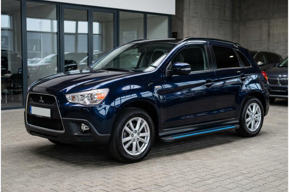 Mitsubishi ASX 2010–2023 Maya Blue sidesteps (2 stuks, aluminium) Image