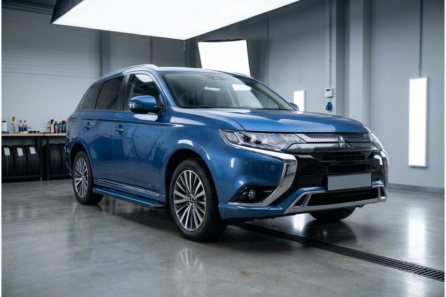 Mitsubishi Outlander 2012–2021 Maya Blue sidesteps (2 stuks, aluminium) Image