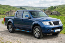Nissan Navara 2006–2015 Maya Blue sidesteps (2 stuks, aluminium) foto 1