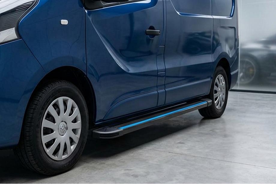 Renault Trafic 2015– Zijtreden Maya Blue-Black (2 st., aluminium) Lange wielbasis Image