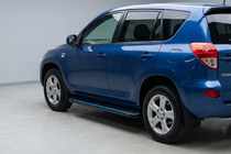 Toyota Rav 4 2006–2013 Maya Blue sidesteps (2 stuks, aluminium) foto 1