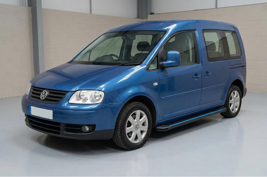 Volkswagen Caddy 2004–2010 Maya Blue sidesteps (2 stuks, aluminium) Standaard basis Image