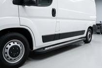 Citroen Jumper 2007–2025 Side steps New Vision Black (2 stuks, aluminium) foto 1
