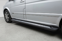 Mercedes Viano 2004–2014 Side steps New Vision Black (2 stuks, aluminium) foto 1