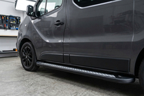 Nissan Primastar 2002–2014 Side steps New Vision Black (2 stuks, aluminium) Korte wielbasis foto 1