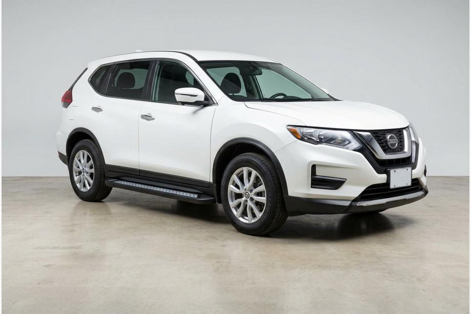Nissan X-trail T32/Rogue 2014–2021 Side steps New Vision Black (2 stuks, aluminium) Foto 1