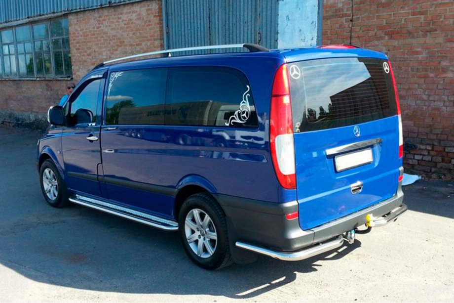 Mercedes Vito W639 2004–2014 Achterhoeken AK003 (2 st., RVS) Korte wielbasis Foto 8