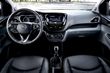 Review van de vijfdeurs hatchback Opel Karl foto 4