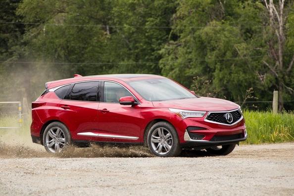 Review van de derde generatie Acura RDX-crossover Foto 2