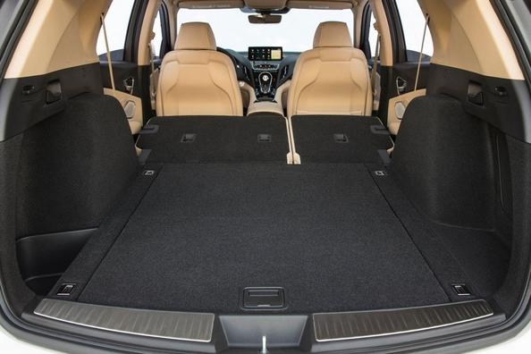 Review van de derde generatie Acura RDX-crossover Foto 10