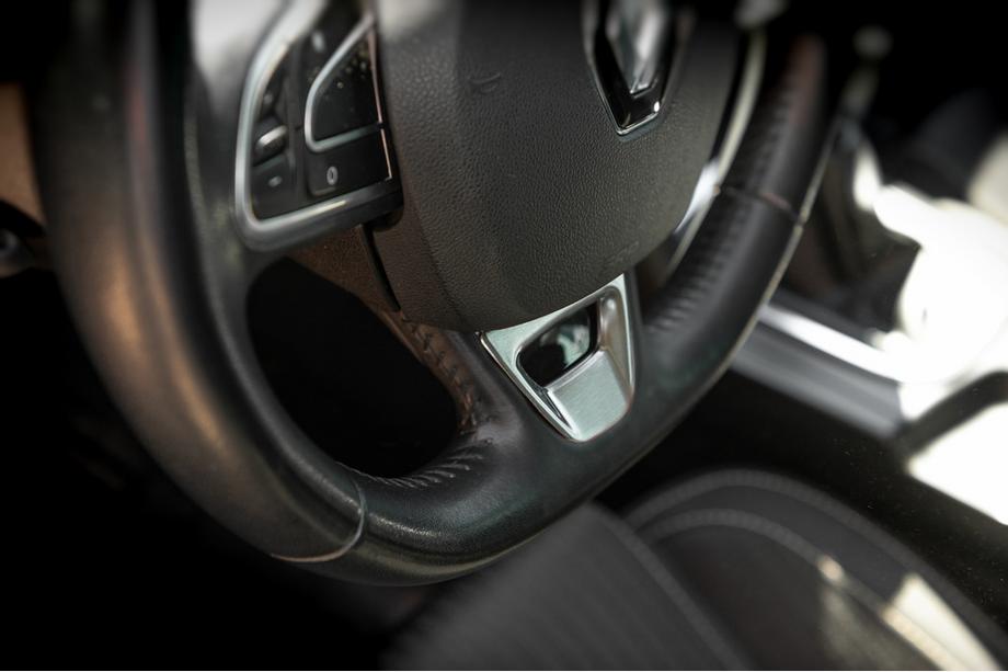 Renault Megane IV 2016–2025 Stuurwiel sierlijst (RVS) Image