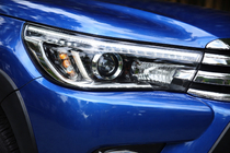 Toyota Hilux 2015– Koplampen OEM V1 2015-2019 (LED, 2 stuks) foto 1