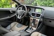 Offroad-modificatie van de hatchback Volvo V40 Cross Country foto 13
