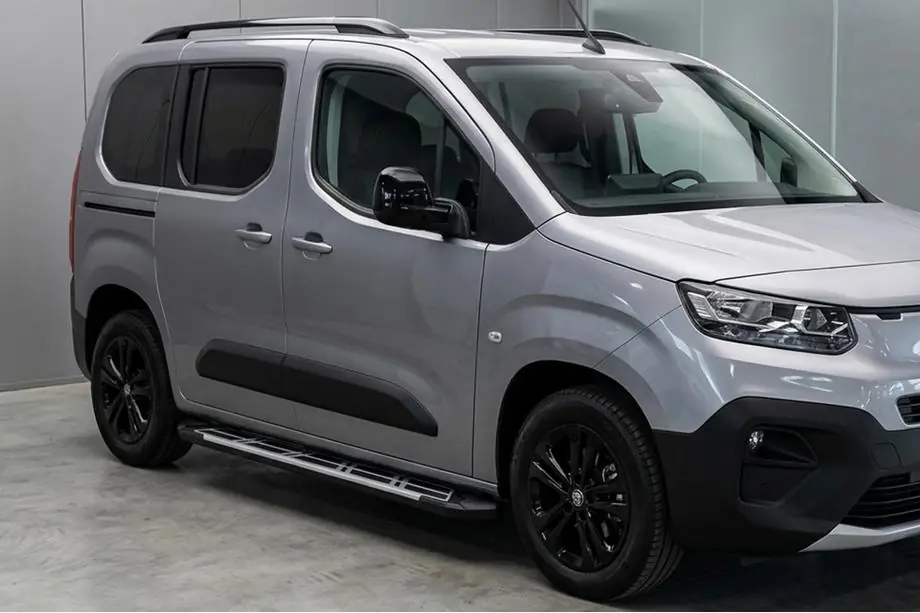 Peugeot Partner/Rifter 2019– Sunrise side steps (2 stuks, aluminium) Image