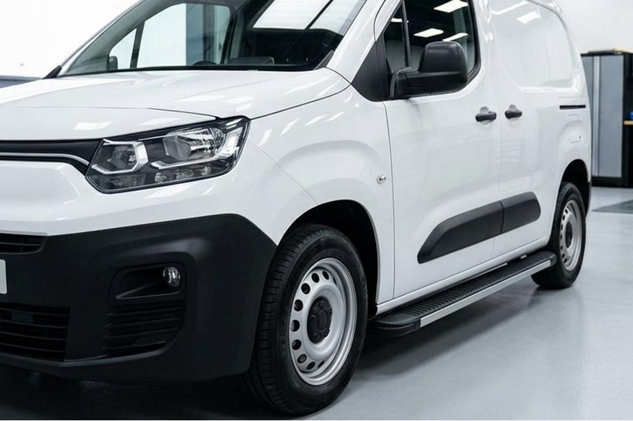 Opel Combo 2019– Side steps Maya V1 (2 stuks, aluminium) Korte wielbasis Image