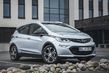 Review van de elektrische compacte hatchback Opel Ampera-e foto 15