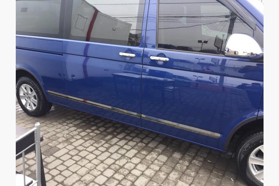 Volkswagen T6 2015–2024 Deurlijsten (RVS, zwart chroom) Image