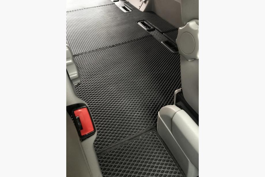 Volkswagen T5 2010–2015 EVA matten V1 (lange wielbasis, volledige interieurset, zwart) Foto 2