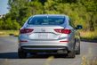 Derde generatie van de hybride sedan Honda Insight foto 4