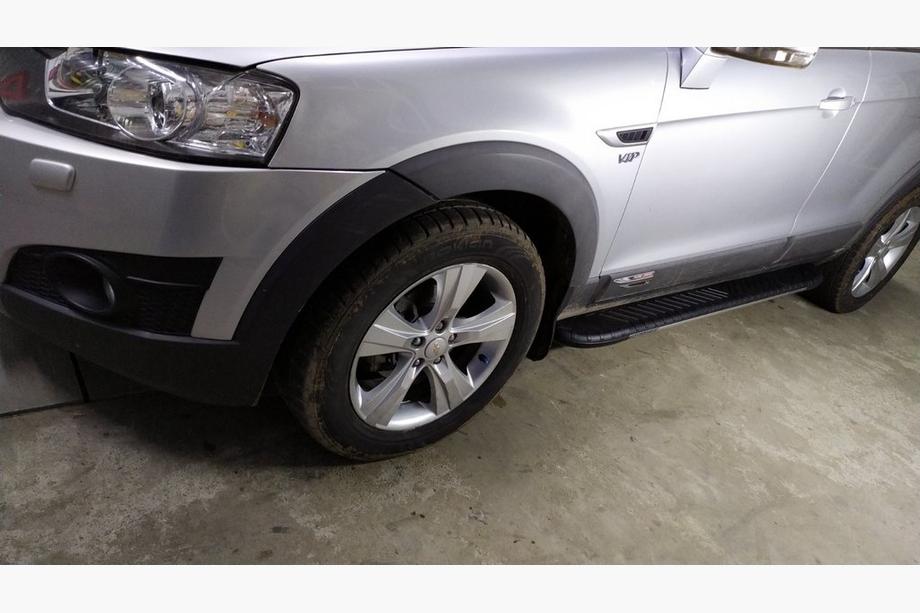 Chevrolet Captiva 2006–2019 Bosphorus Grey zijsteps (set van 2, aluminium) 2006-2015 Image