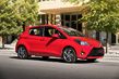 Review van de vernieuwde subcompacte hatchback Toyota Yaris foto 2