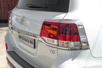 Toyota Land Cruiser 200 2007–2021 Chromen achterlichtcovers (2015+, 4-delig, kunststof) foto 3