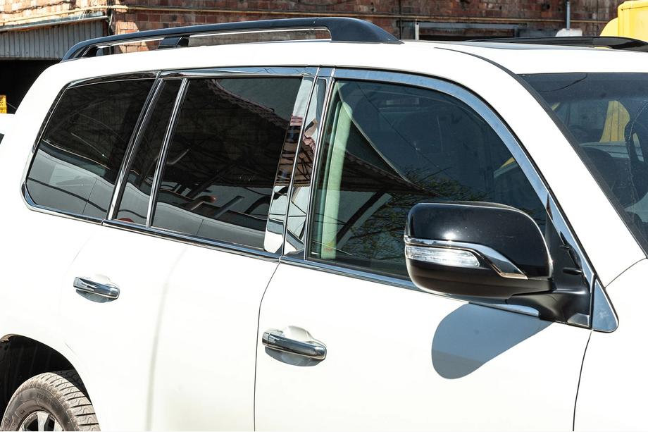 Lexus LX570/450d 2008–2022 Complete raamomlijsting en stijllijsten (RVS) Image