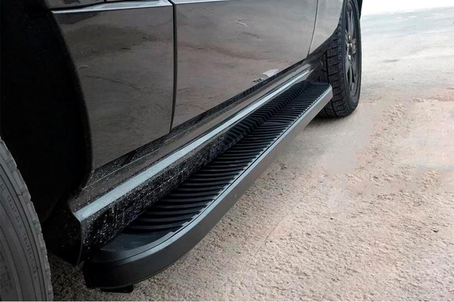 Range Rover III L322 2002–2012 Side steps Tayga Black (2 stuks, aluminium) Image