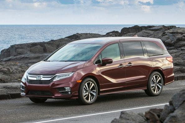 Review van de achtpersoons full-size minivan Honda Odyssey