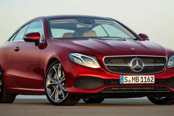Review van de middelgrote coupé Mercedes-Benz E-Class Coupe