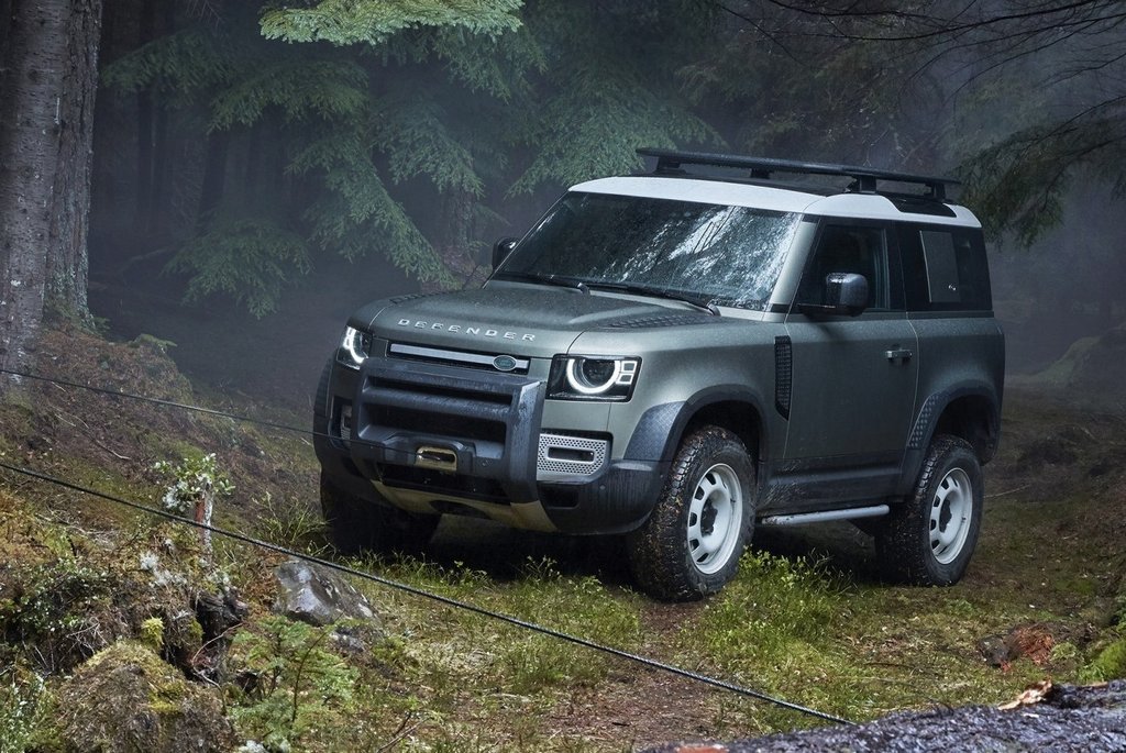 Premium driedeurs SUV: Land Rover Defender 90
