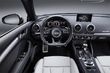 Review van de opgevoerde Audi RS3 Sportback quattro hatchback foto 11