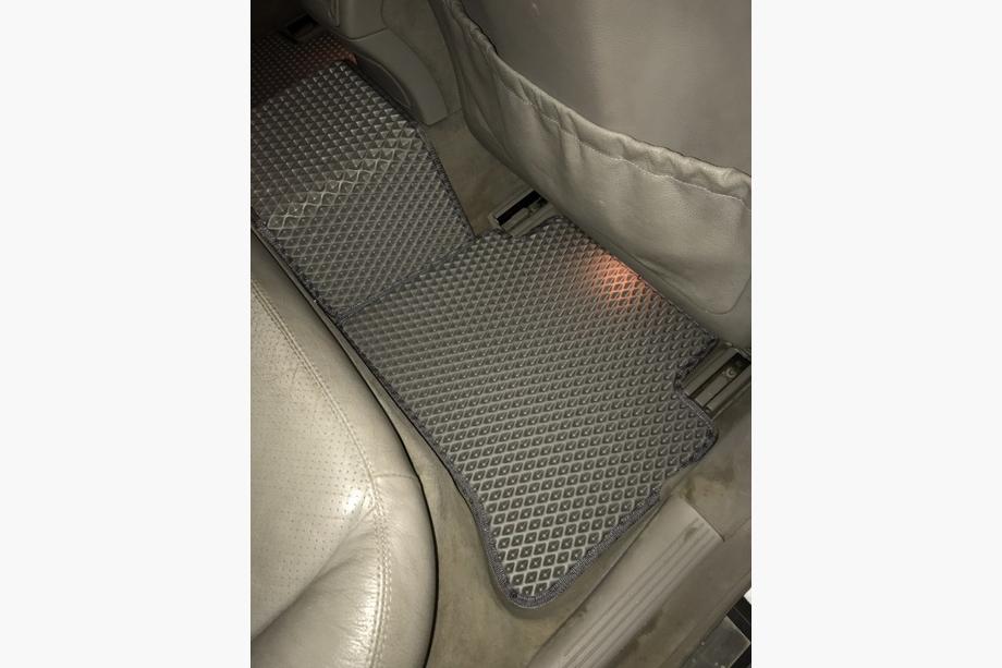 Mercedes E-class W211 2002–2009 EVA automatten (grijs) Foto 6