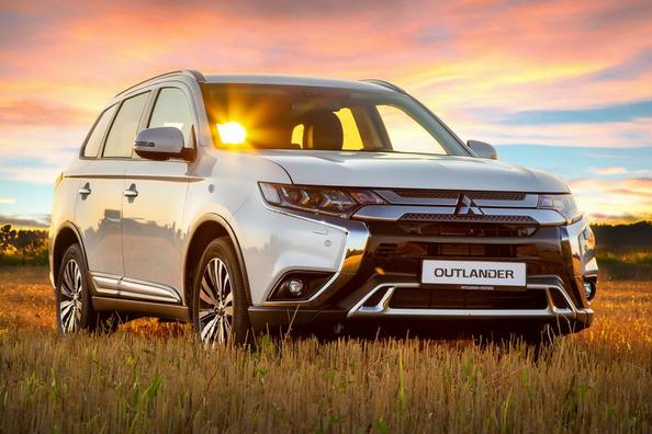 Test van de crossover Mitsubishi Outlander