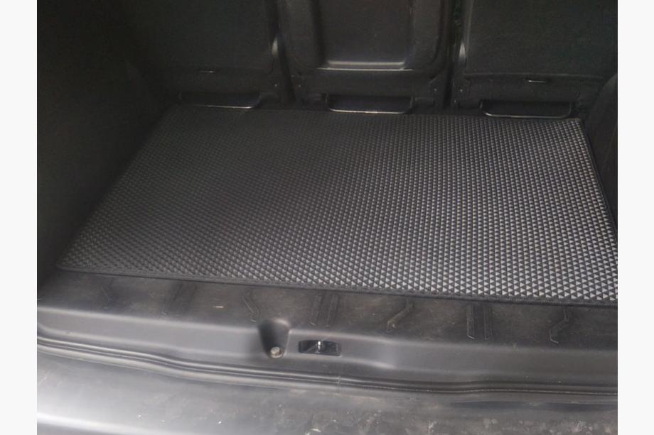 Peugeot Partner Tepee 2008–2018 Kofferbakmat (EVA, zwart) Lange wielbasis Image