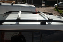 Jeep Grand Cherokee WK 2004–2010 Afsluitbare dwarsdragers voor dakrails 2008-2015 (2 stuks) foto 2
