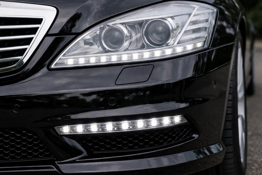 Mercedes S-class W221 2005–2013 Dagrijverlichting (DRL) (AMG S65, 2009-2012) Image