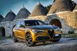Eerste generatie van de compacte crossover Alfa Romeo Stelvio foto 1