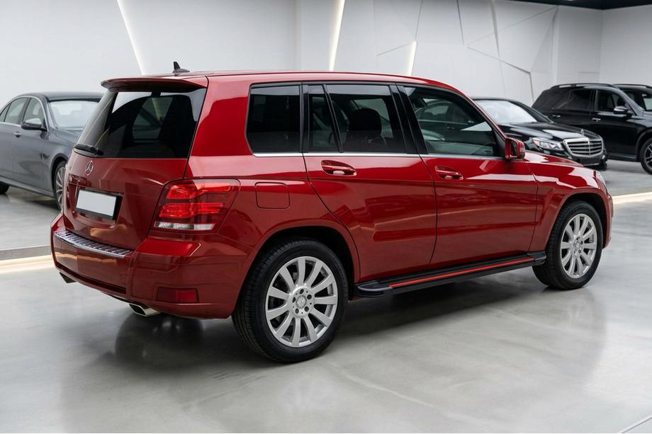 Mercedes GLK-klasse X204 2008–2015 Side steps Maya Red (2 stuks, aluminium) Image