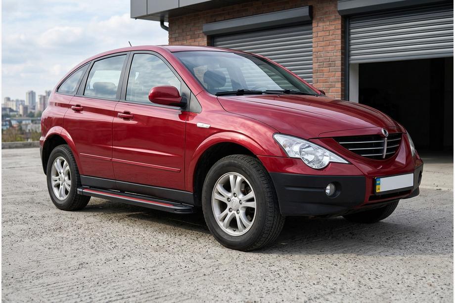 SsangYong Action 2005–2018 Side steps Maya Red (2 stuks, aluminium) Image