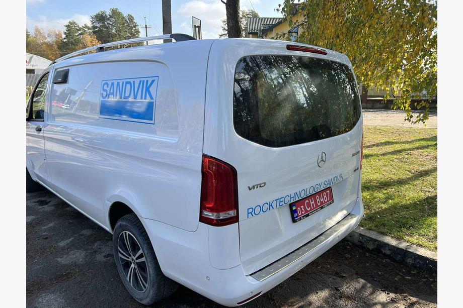 Mercedes Vito/V-klasse W447 2014– Dakrails chroom DDU (kunststof voeten) Image