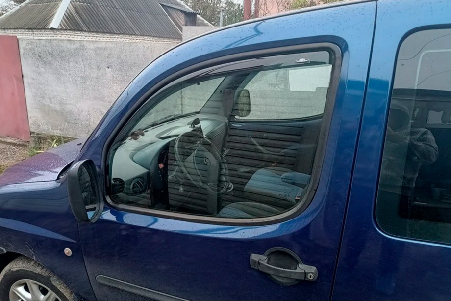 Fiat Doblo I 2001–2005 Insteek raamwindschermen (2 st., HIC) Image